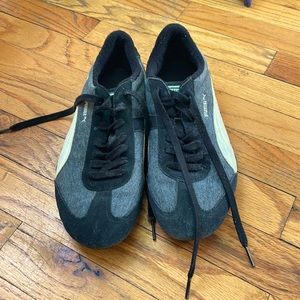 Puma gray & black suede sneakers eur 40/ us 9